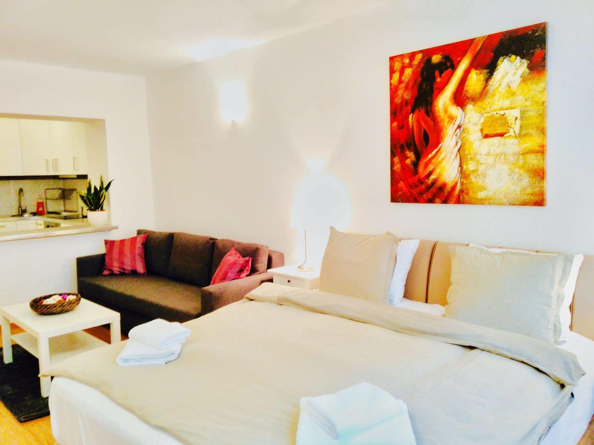 Prague City Stay Rohacova מראה חיצוני תמונה