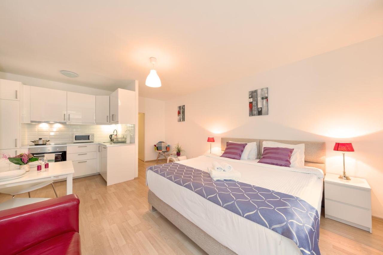 Prague City Stay Rohacova מראה חיצוני תמונה