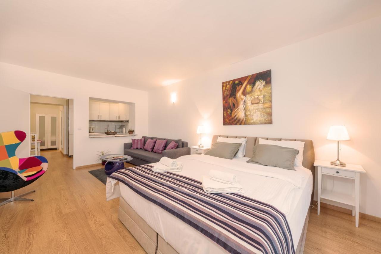Prague City Stay Rohacova מראה חיצוני תמונה